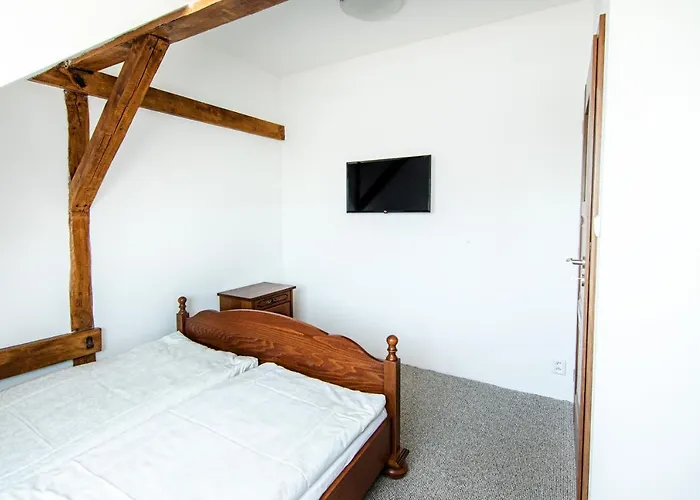 Zlate Slunce Gasthof Chocenice (Kolin)